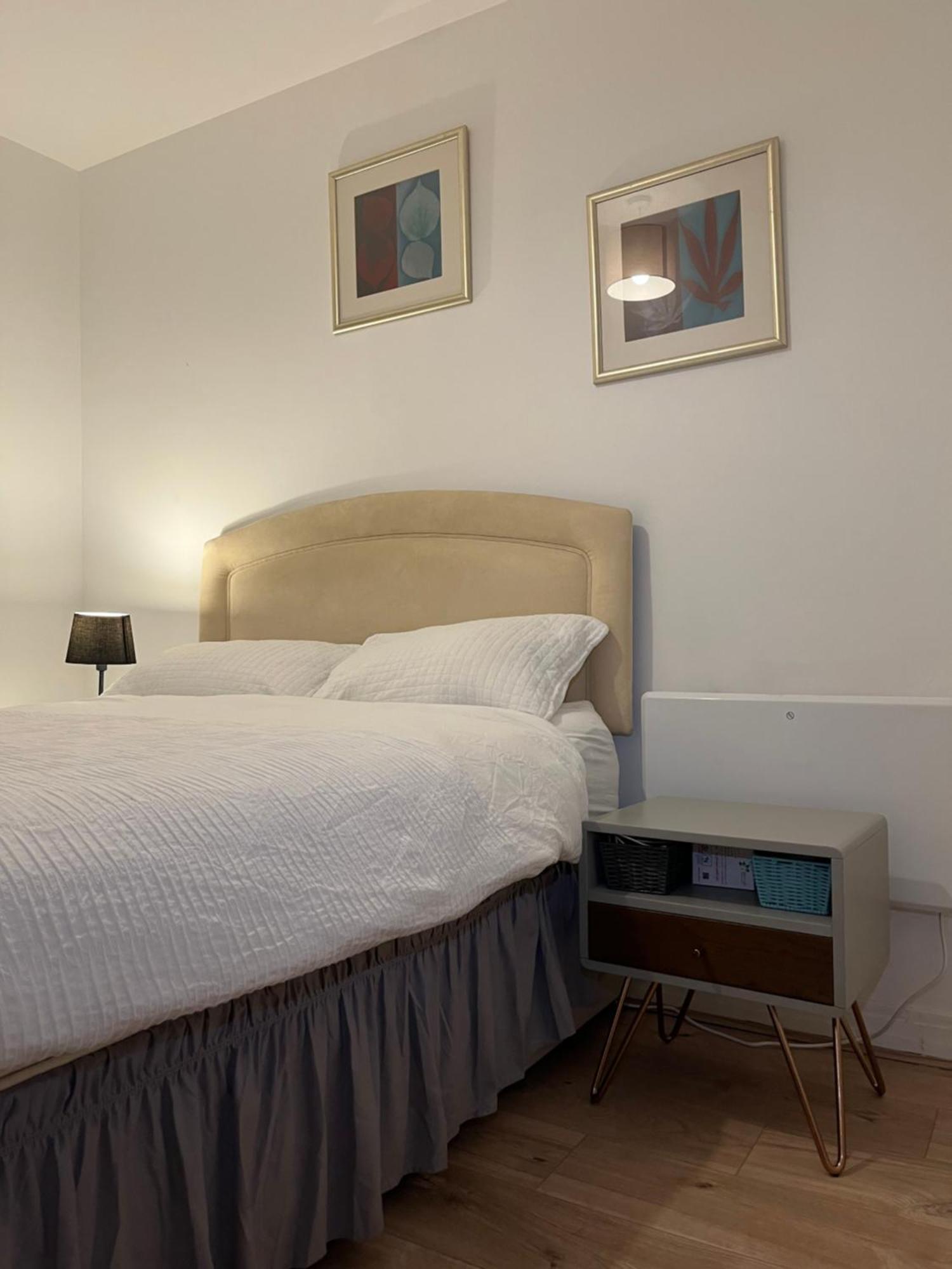 North Acton Flat Apartment London Bagian luar foto