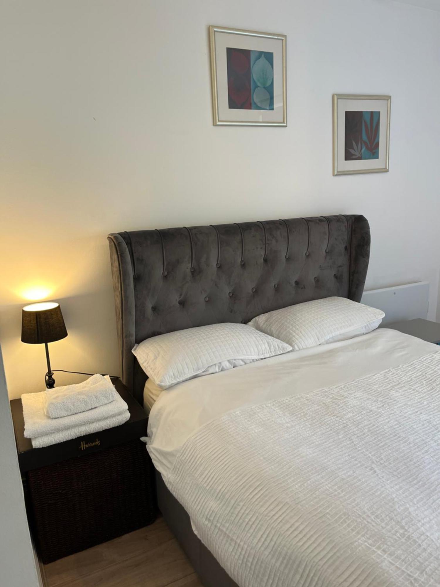 North Acton Flat Apartment London Bagian luar foto